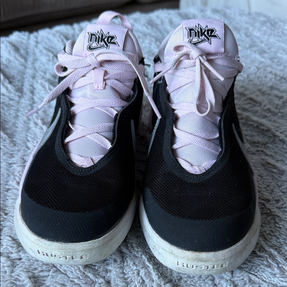 Nike Big Girls Black and Light Pink Sneakers